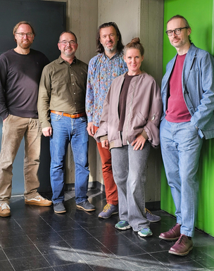 Laborteam 2026, v.l.n.r.: Pieper, Schomacker, Vigerske, Spiske und Hruby (Foto: Marko Koch) Laborteam 2026, v.l.n.r.: Pieper, Schomacker, Vigerske, Spiske und Hruby (Foto: Marko Koch)